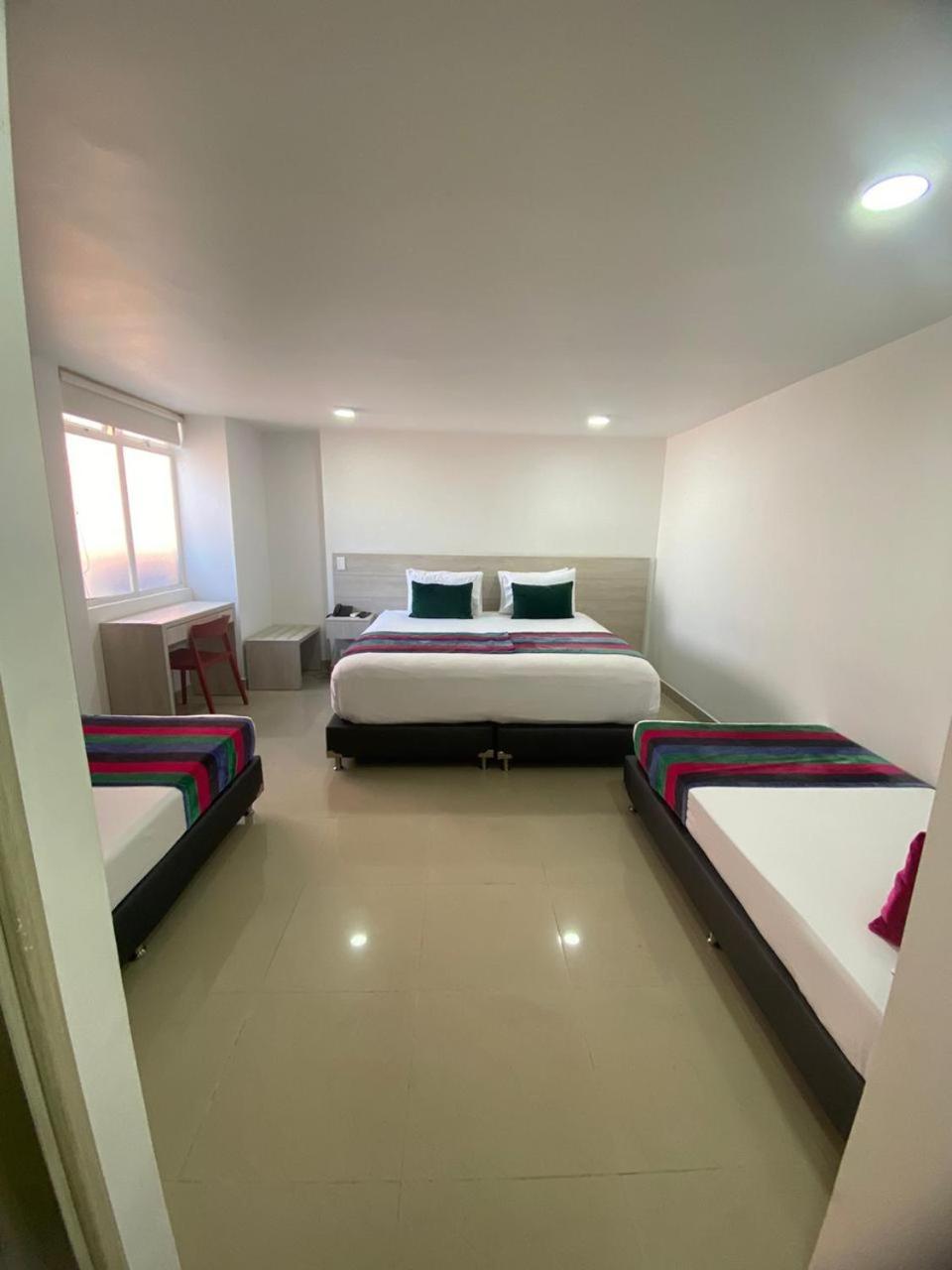 Hotel Suite Comfort Medellín Exterior foto