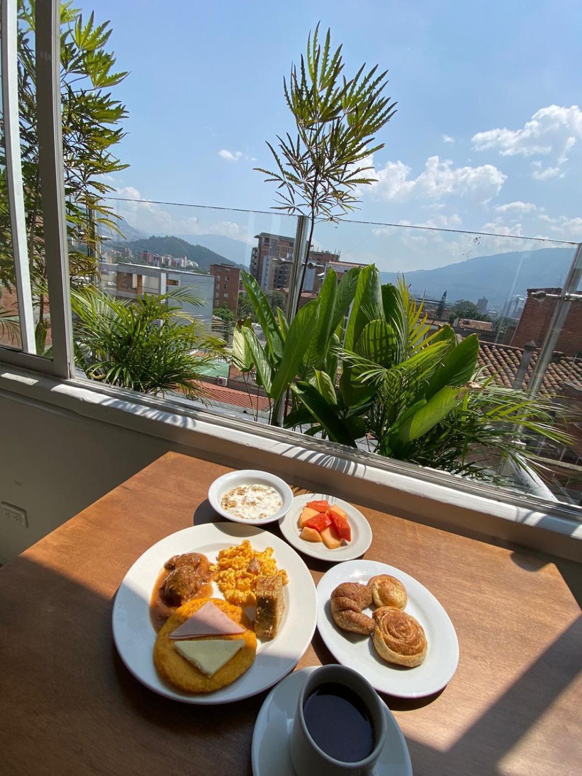 Hotel Suite Comfort Medellín Exterior foto